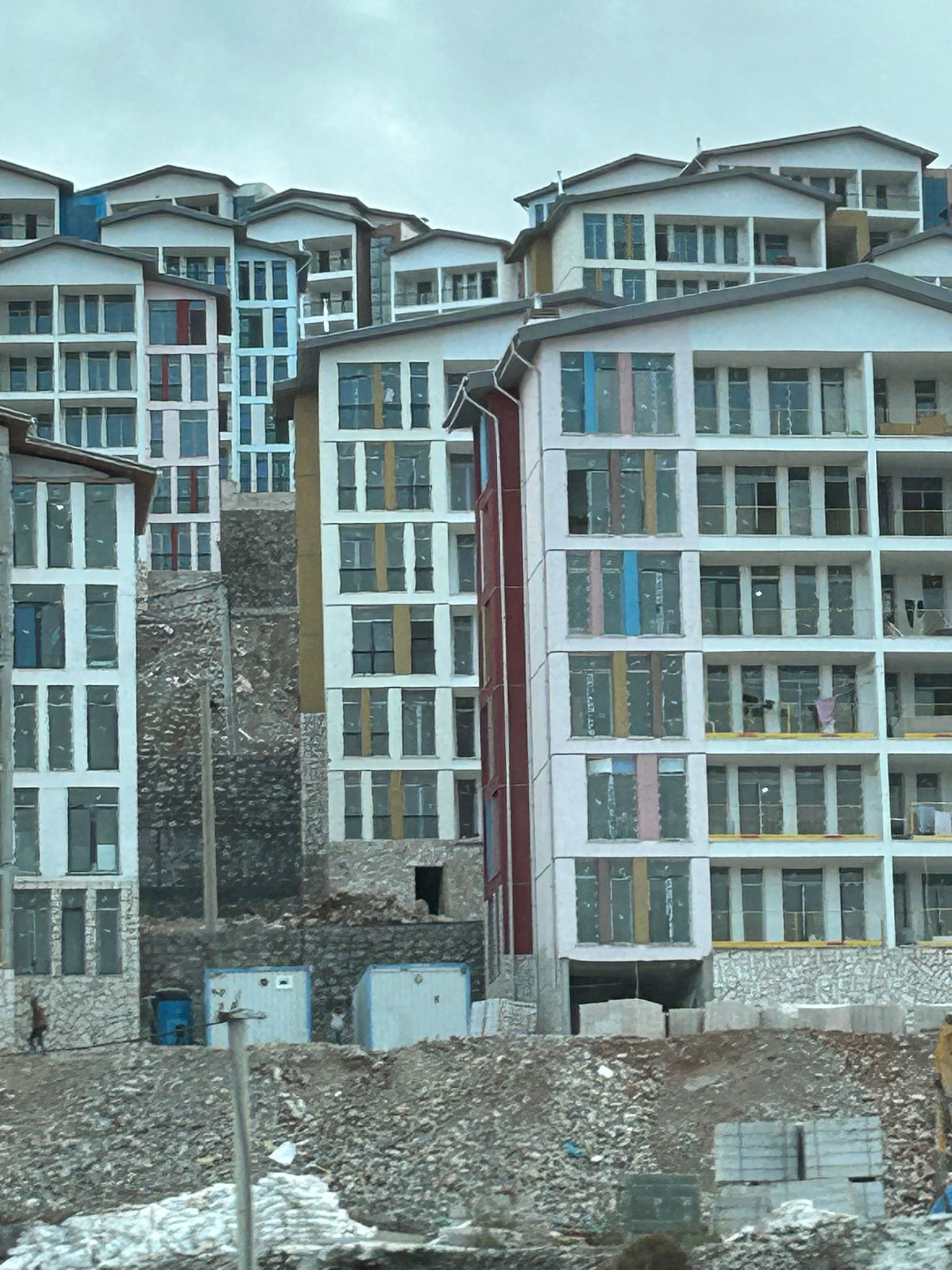 İzmir Selçuk Toki Projesi 1 Background